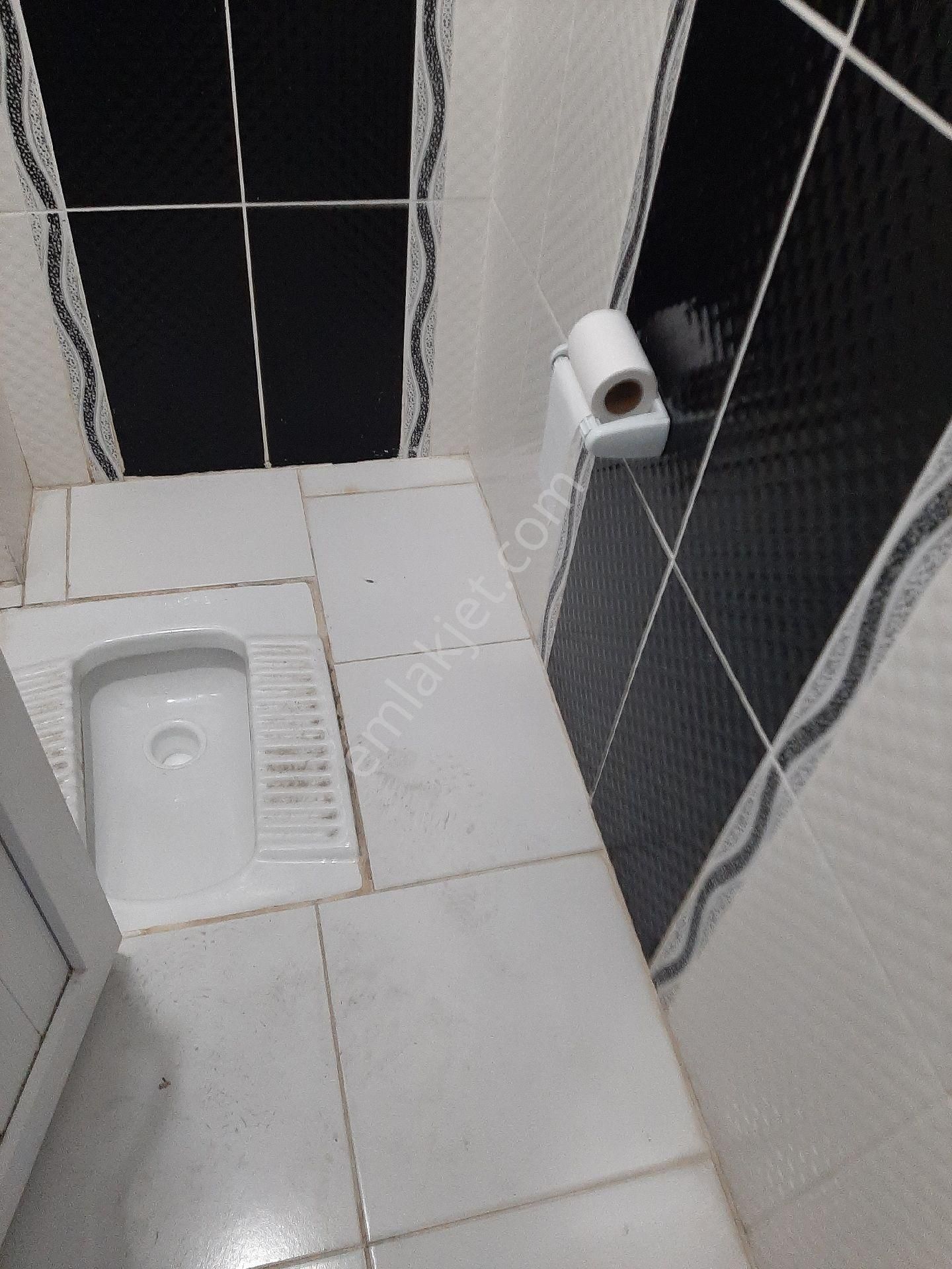 Esenyurt Süleymaniye Mah. Satlık Yatırımlık Araç Takaslı 300 M2 Dükkan - Görsel 8