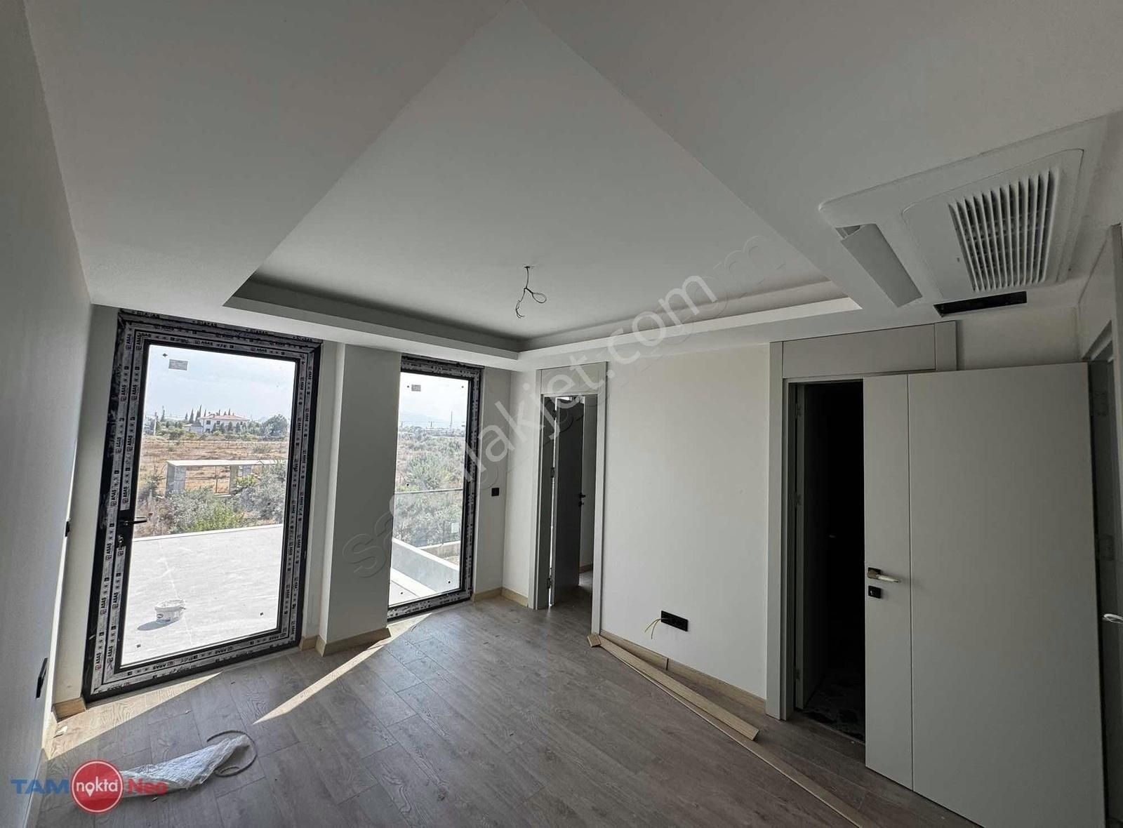 Döşemealtı En Güzel Konumda Lüx Satılık Villa - Görsel 11