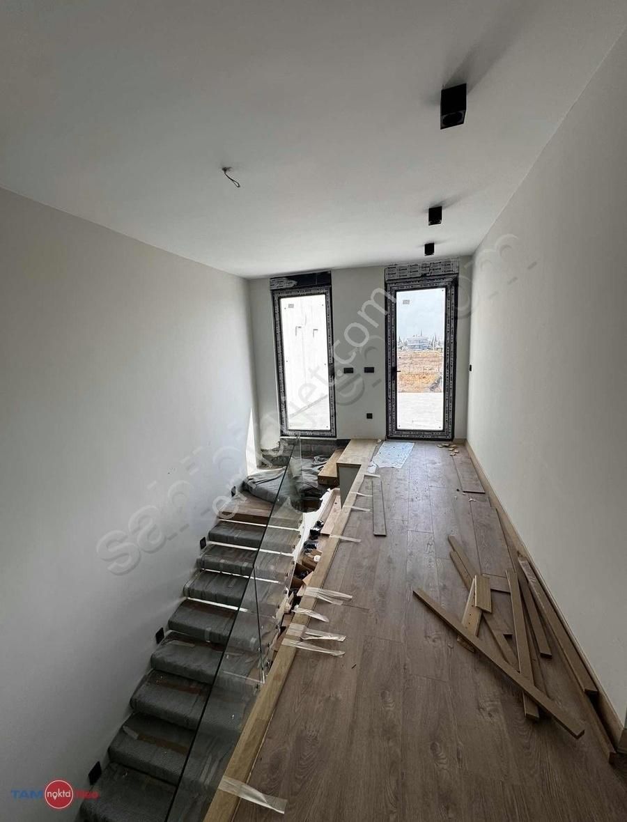 Döşemealtı En Güzel Konumda Lüx Satılık Villa - Görsel 3