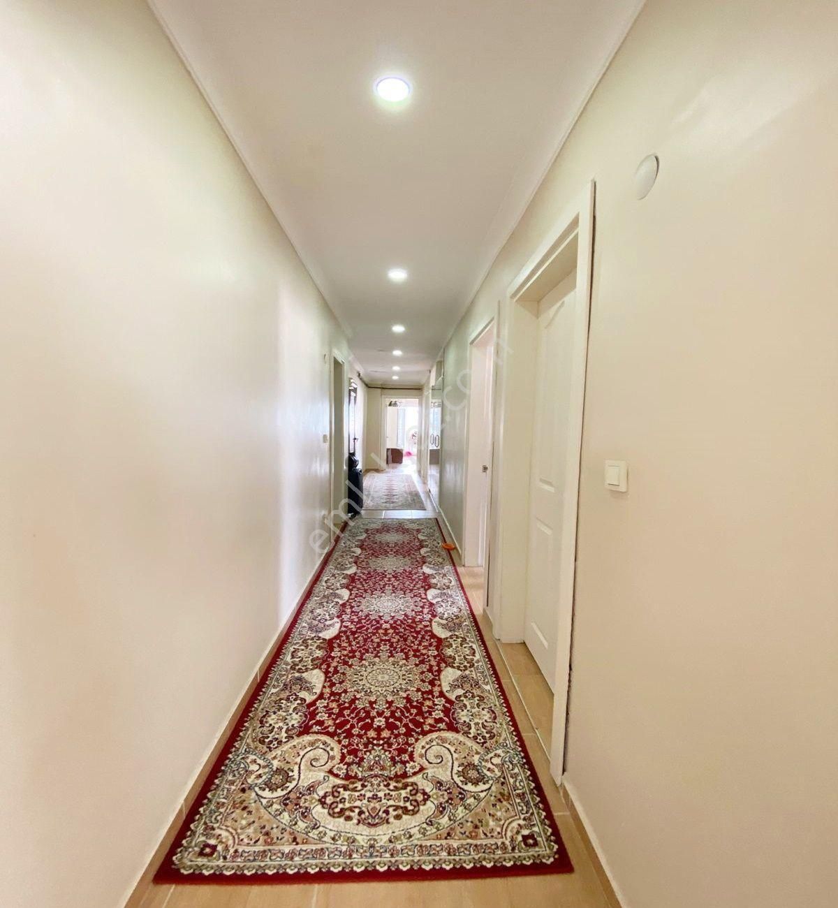 Avcılar Cihangirde Kaymakamlığa Yakın 3+1 Kullanışlı Satılık - Görsel 18