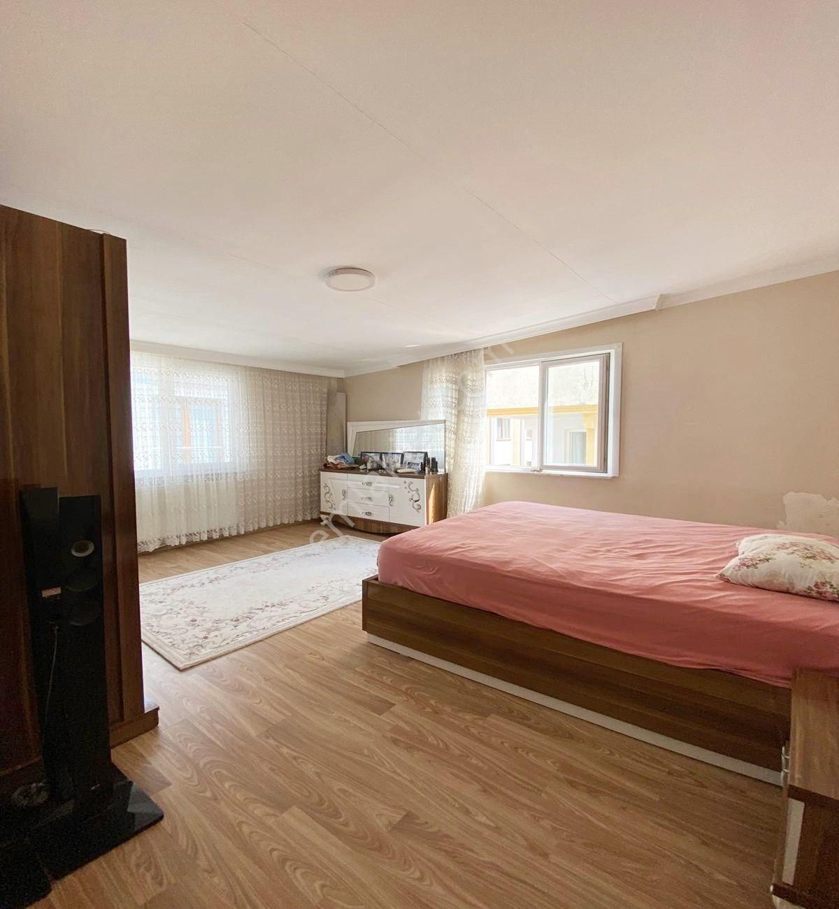 Avcılar Cihangirde Kaymakamlığa Yakın 3+1 Kullanışlı Satılık - Görsel 5