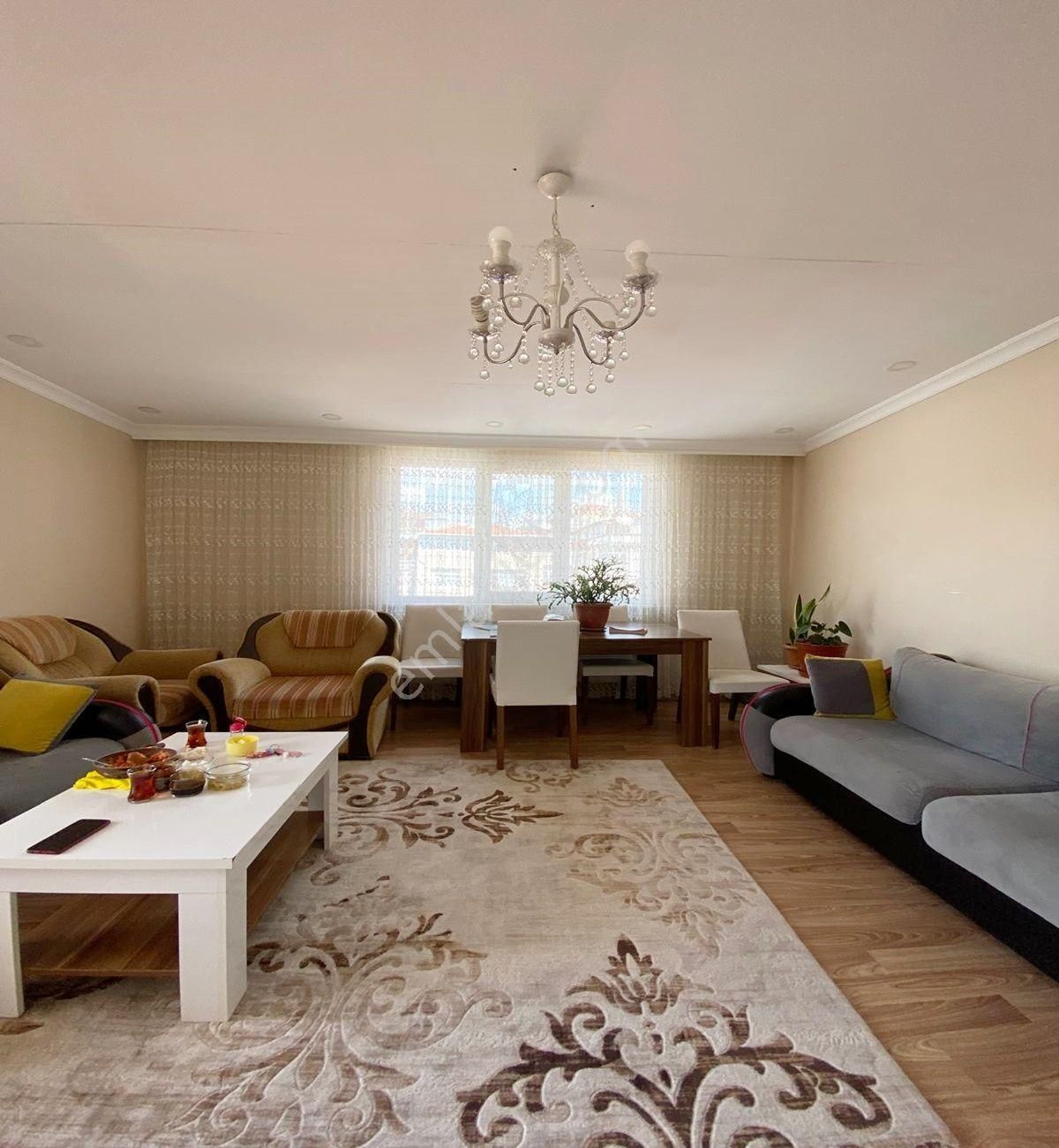 Avcılar Cihangirde Kaymakamlığa Yakın 3+1 Kullanışlı Satılık - Görsel 14