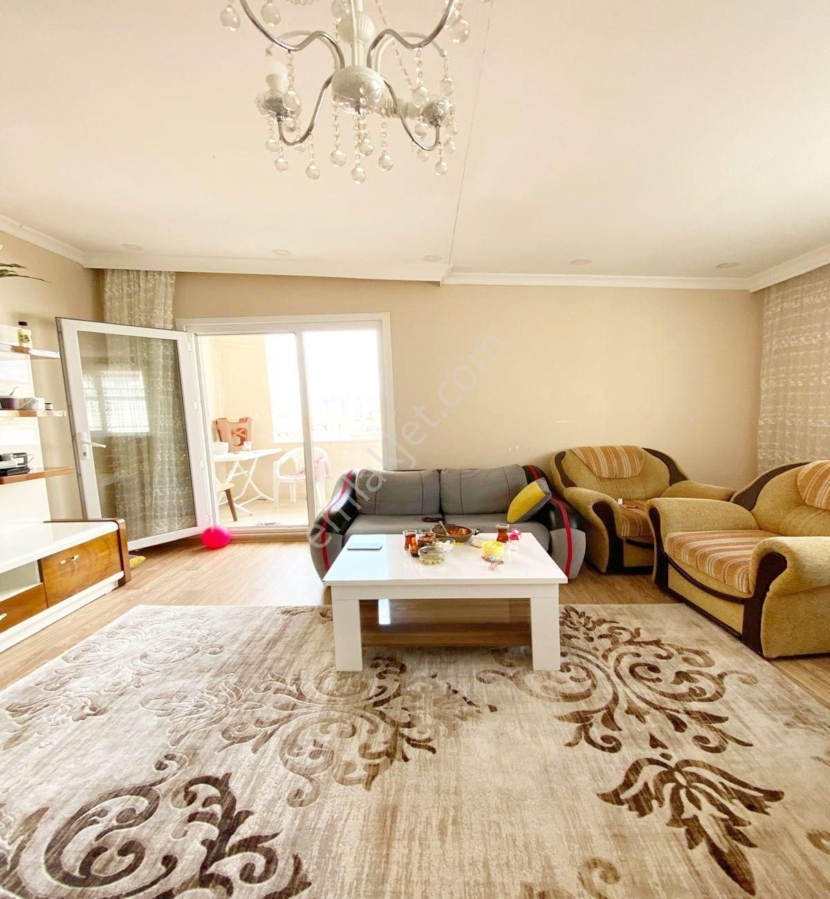 Avcılar Cihangirde Kaymakamlığa Yakın 3+1 Kullanışlı Satılık - Görsel 3