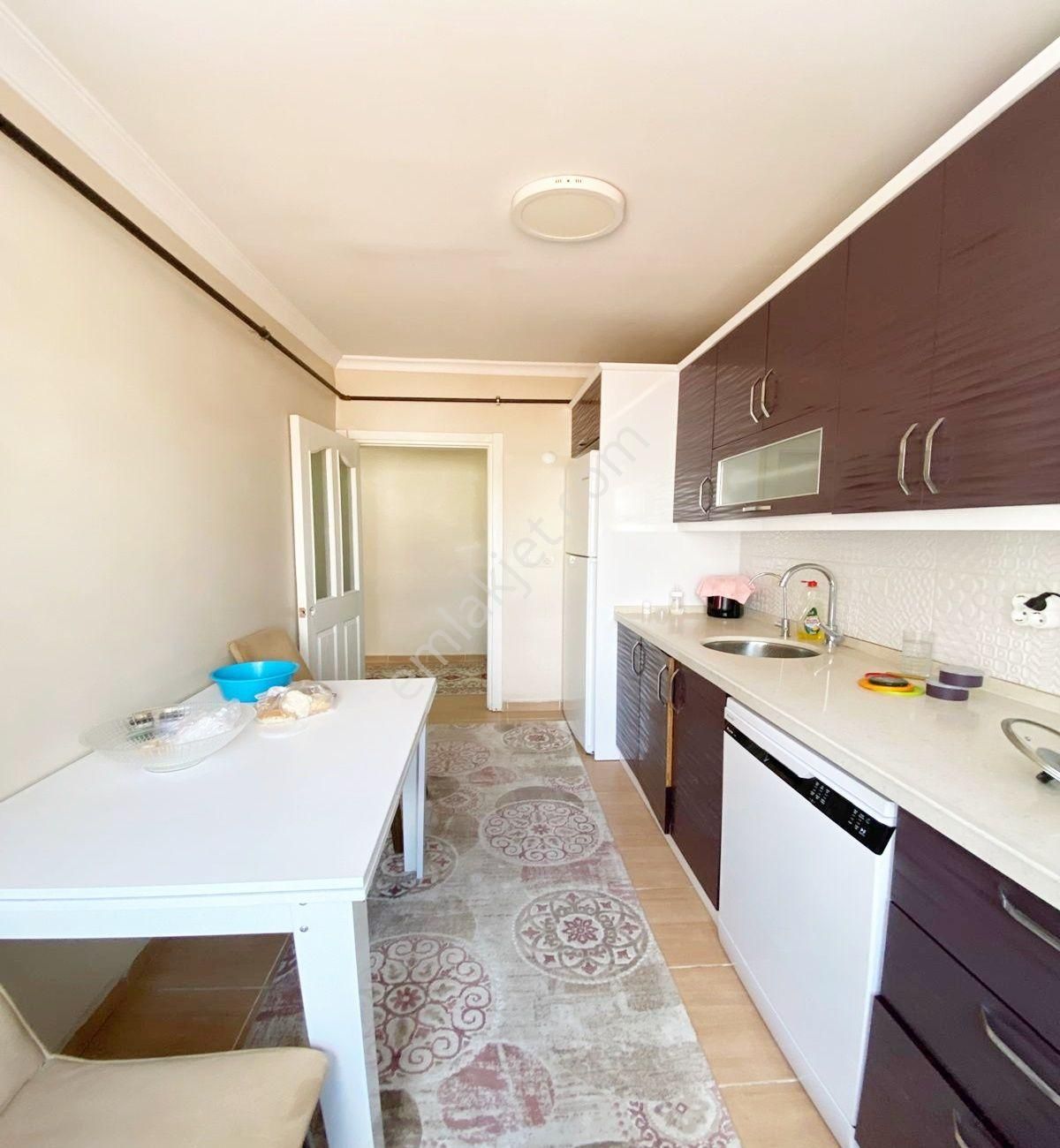 Avcılar Cihangirde Kaymakamlığa Yakın 3+1 Kullanışlı Satılık - Görsel 7