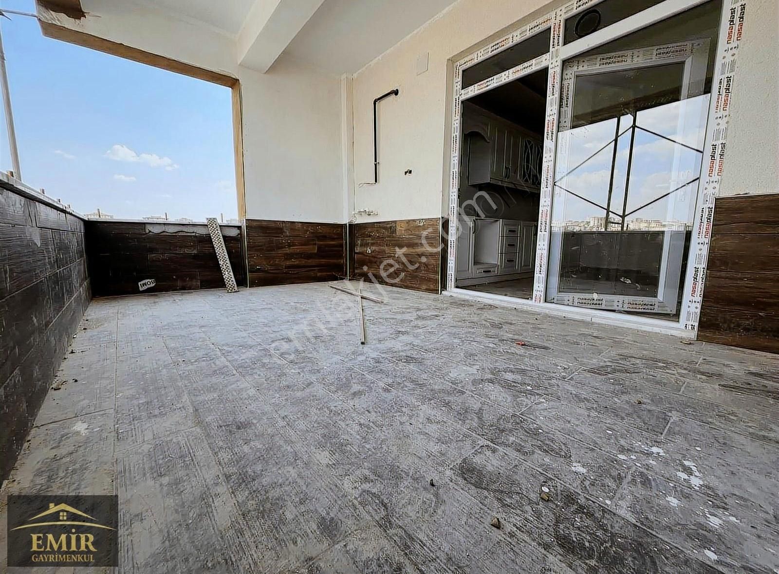 Emir Gayrimenkul'den Fıstıklıkta Sıfır 2+1 Lüx Daire - Görsel 7