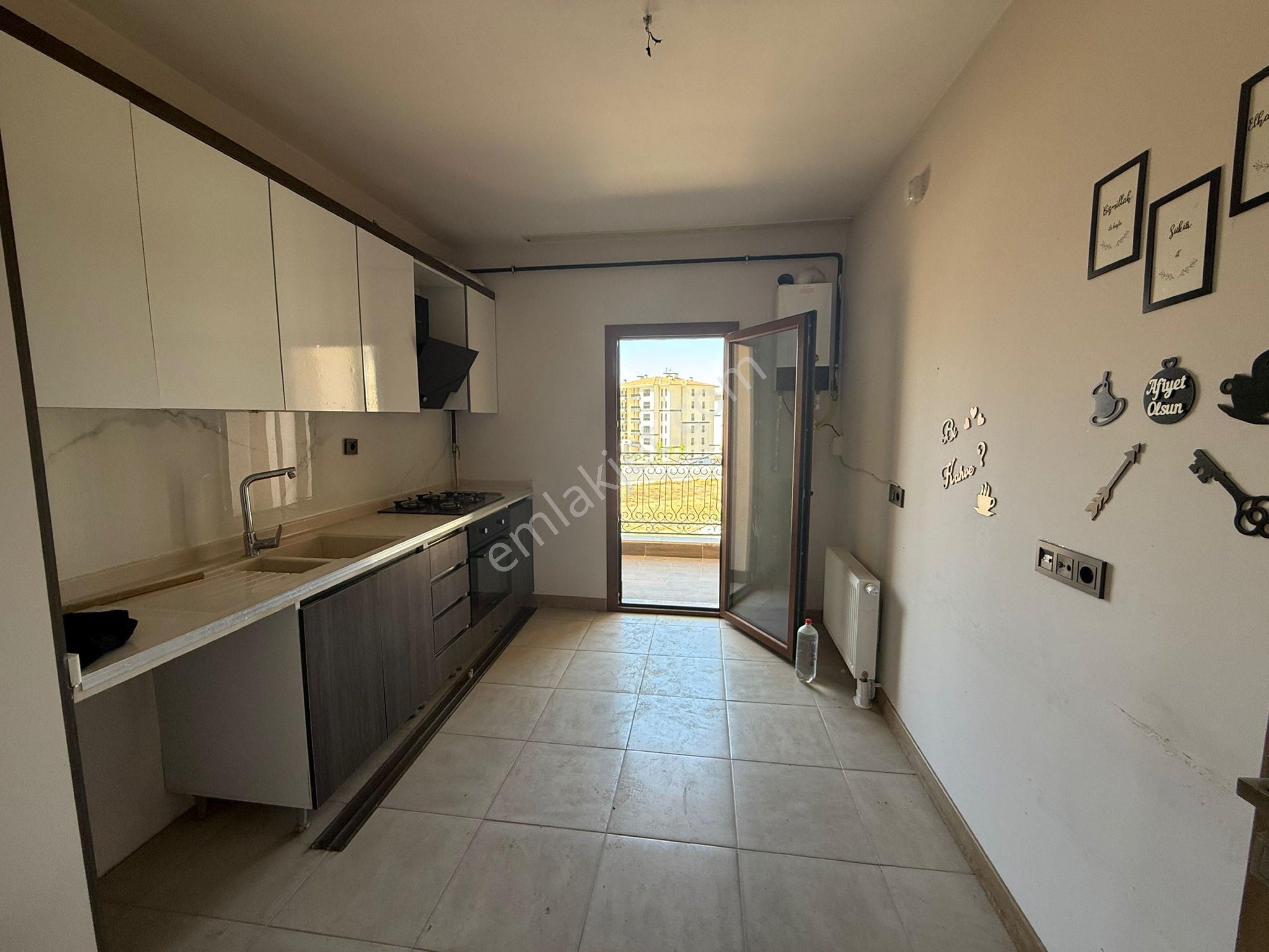 İkizce 2.bölge 4.etapta Kiralık 3+1 Daire