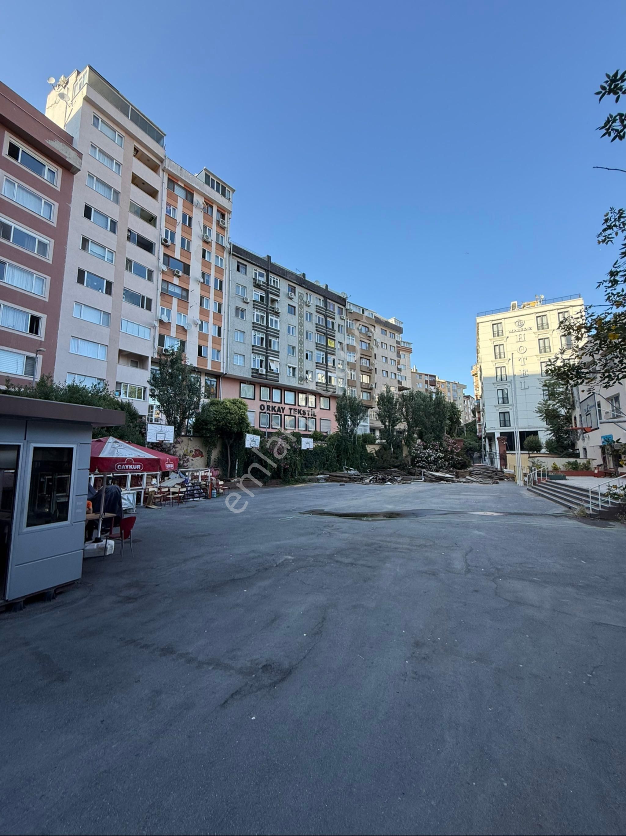 Şişli Galatasaray İlkokulu Yanında 2+1 Kombili Asansörlü