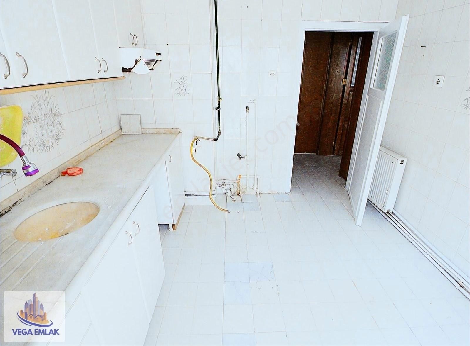 Vega Emlaktan Yıldıztepede Katta Ferah Ön Cephe 3+1 Kupon Daire - Görsel 14