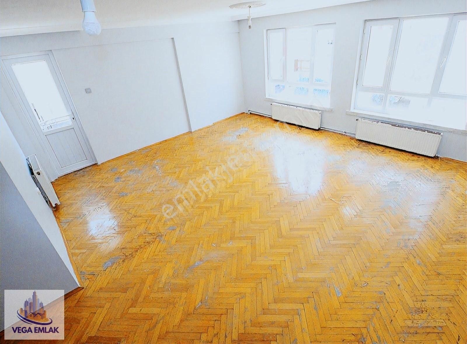 Vega Emlaktan Yıldıztepede Katta Ferah Ön Cephe 3+1 Kupon Daire - Görsel 2