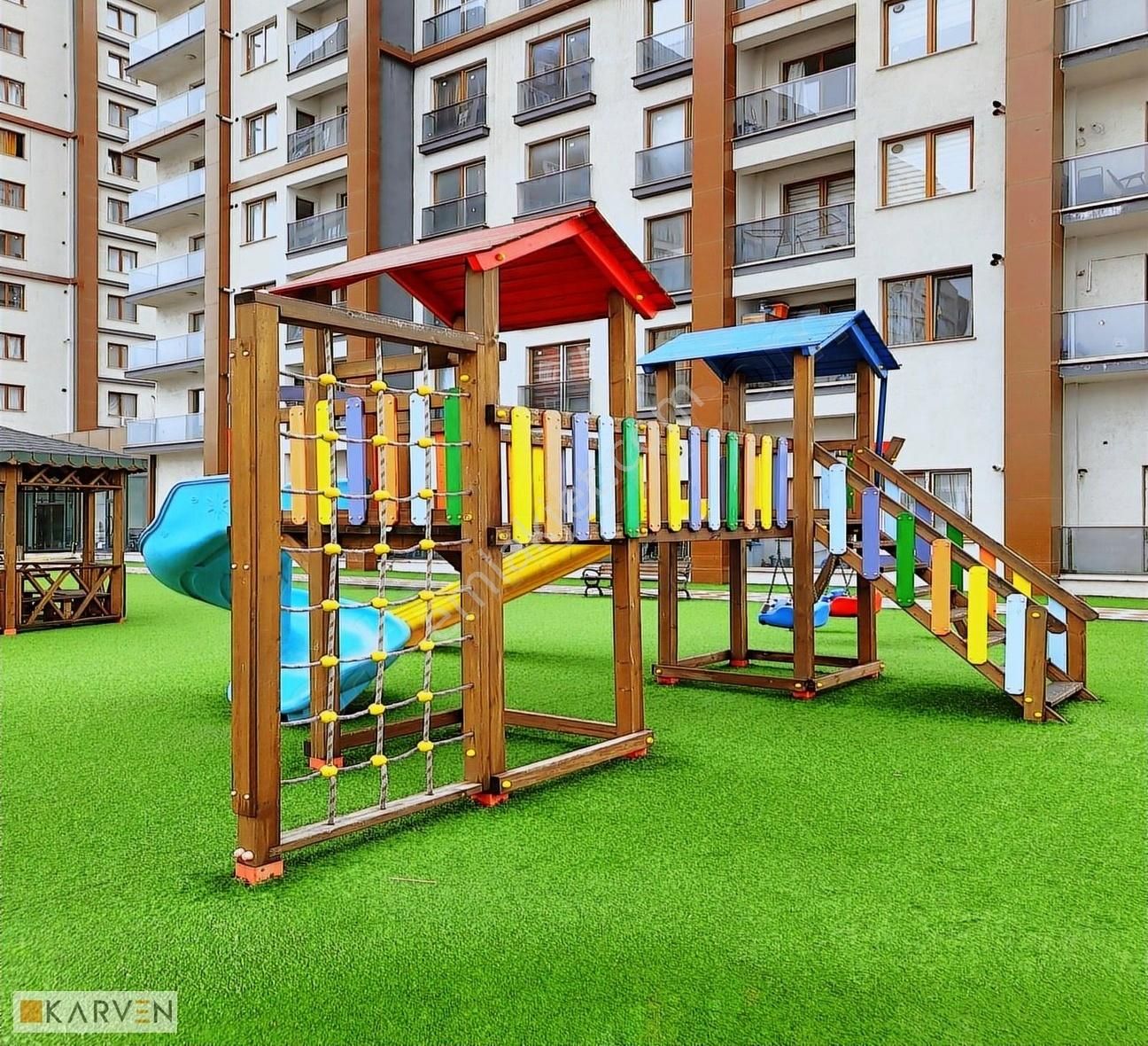 Beylikdüzü Karven'den Site İçi Uygun Fiyatlı Kiralık Daire
