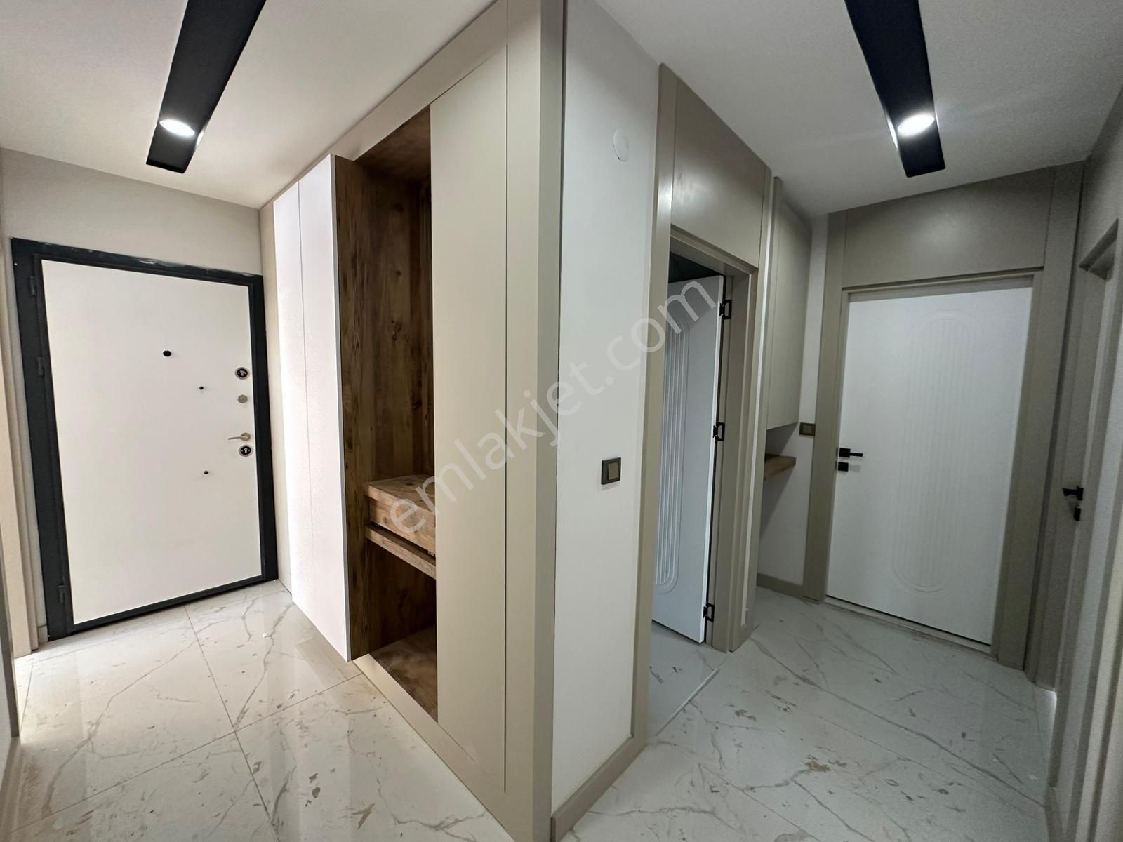 V. Karşıyaka Mah. 2+1 Han Gibi Satılık Konum Harikası Daire - Görsel 29
