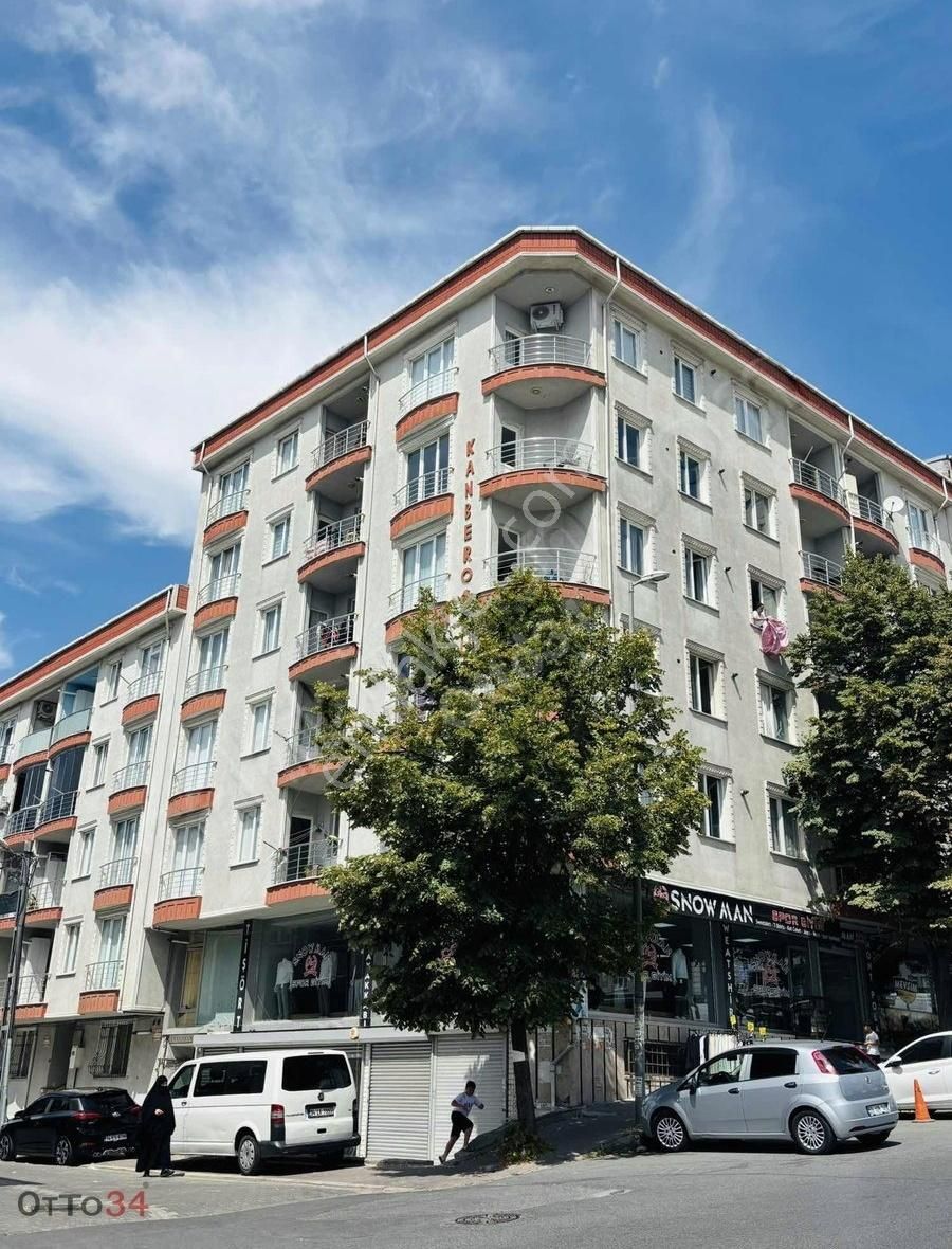 Otto34 'den Kıraç Hürriyet Mah Köşe Konumda Çift Balkonlu 2+1