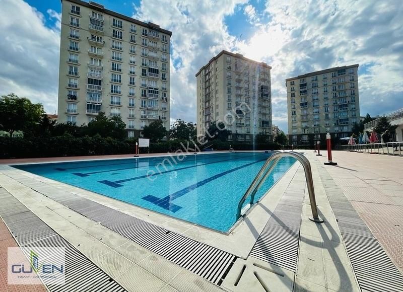 Güven'den Çerkezköyde 7/24 Güvenlikli Sitede Eşyalı 1+1 Kiralık