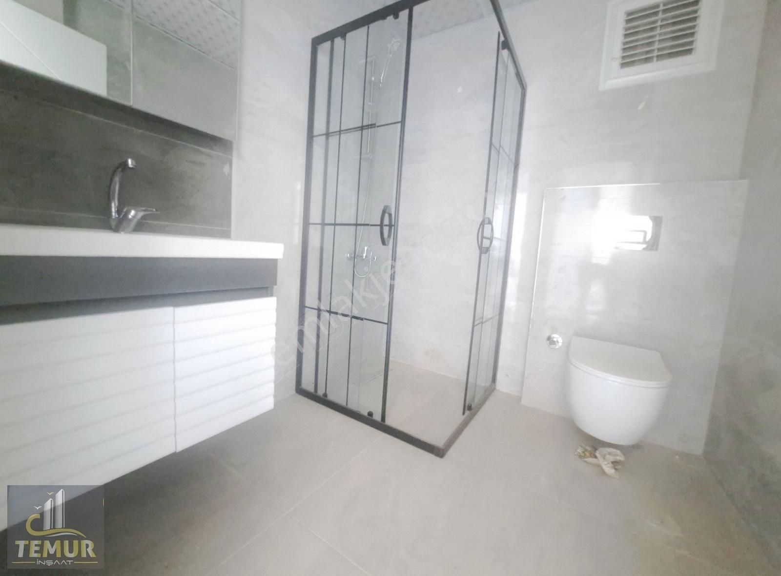 Fevzi Çakmakta Tramwaya Çok Yakın Sitede Arakat Sıfır 2+1 Daire - Görsel 19