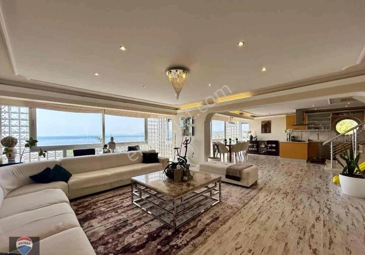 Manzarasıyla Büyülen, Bakımlı, Geniş Villa - Görsel 30