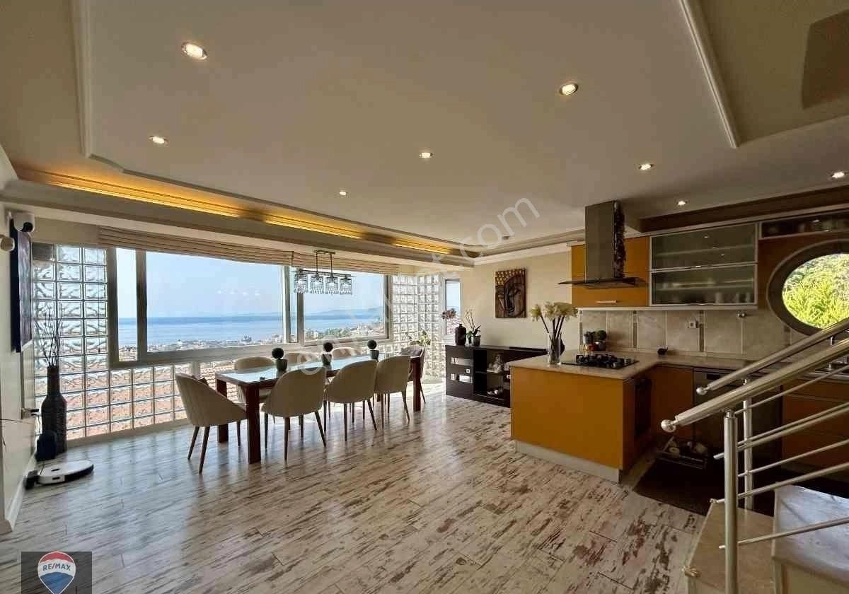 Manzarasıyla Büyülen, Bakımlı, Geniş Villa - Görsel 28