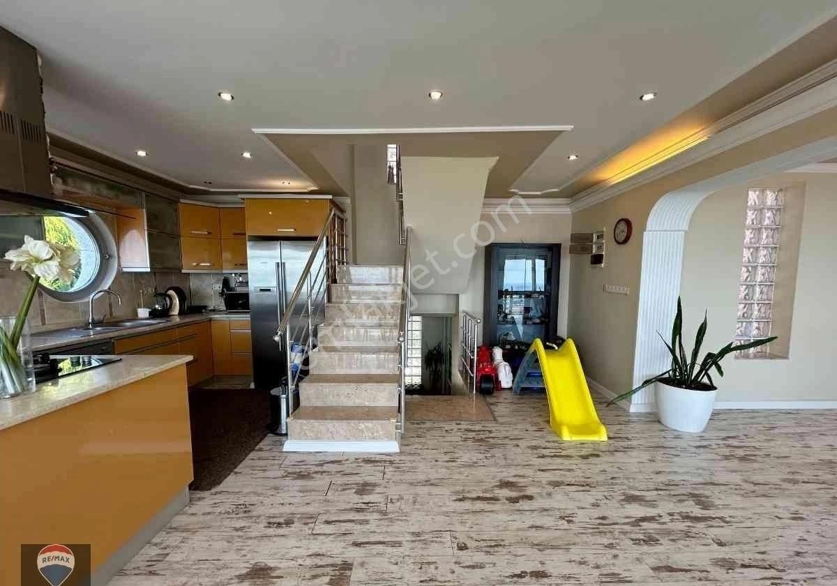 Manzarasıyla Büyülen, Bakımlı, Geniş Villa - Görsel 34