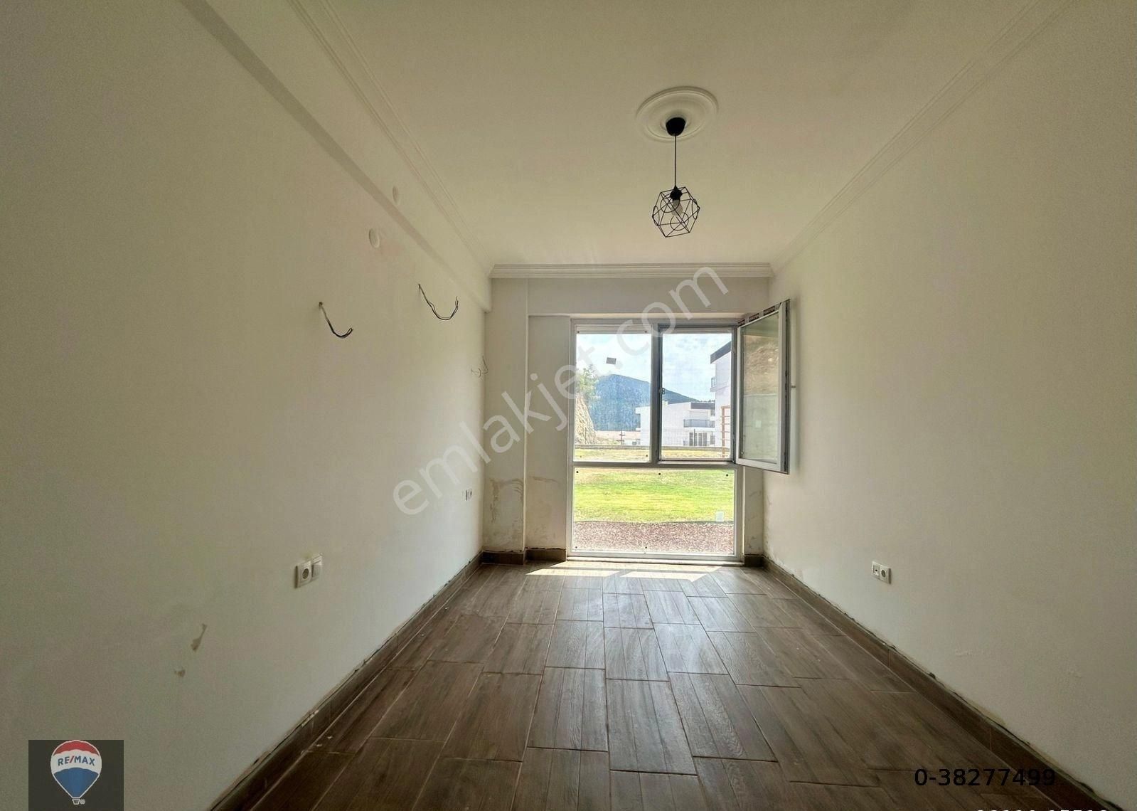 Satılık Kuşadası Eşin Vadi Sitesinde Bahçe Katı 2+1 Daire... - Görsel 8