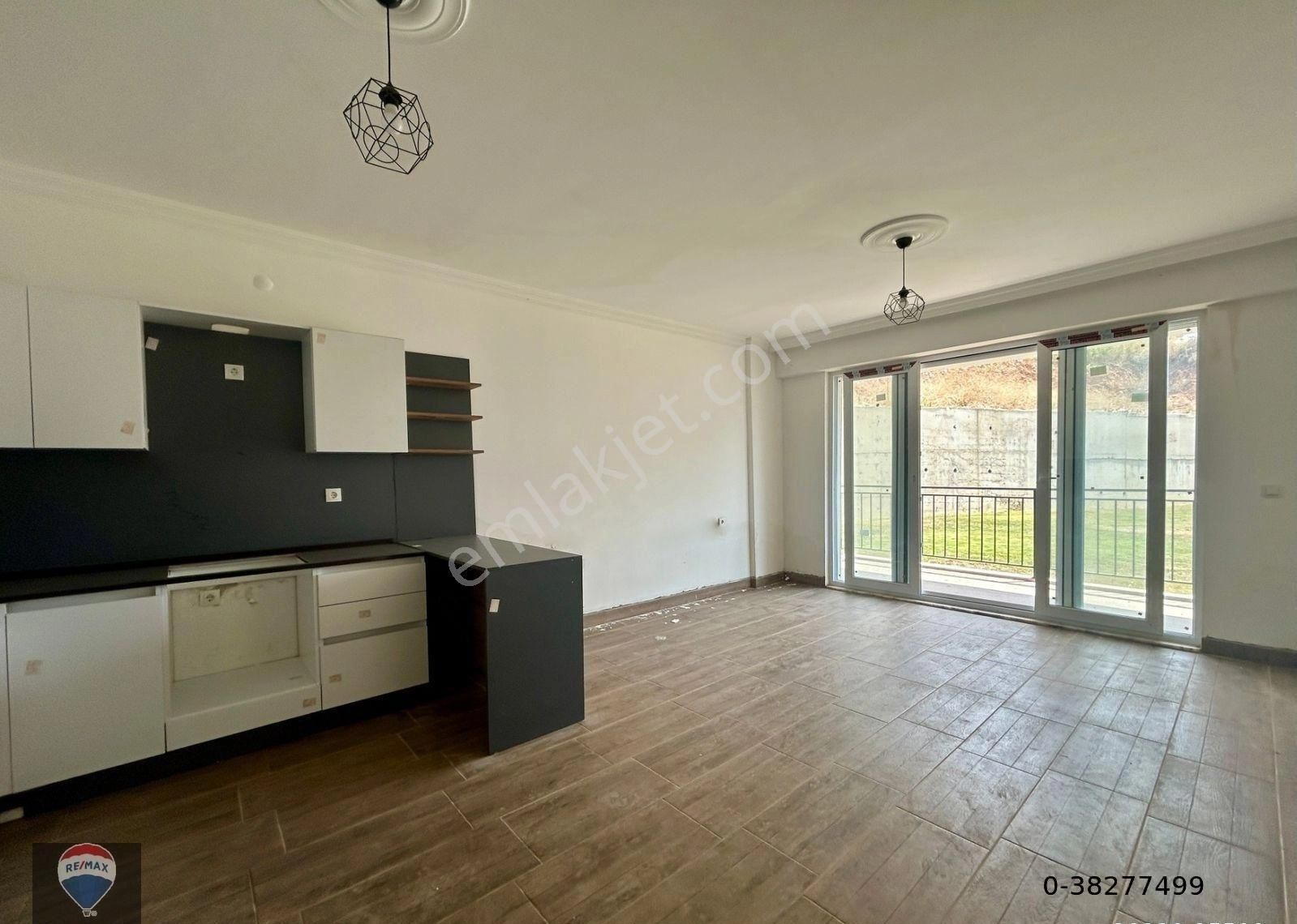 Satılık Kuşadası Eşin Vadi Sitesinde Bahçe Katı 1+1 Daire... - Görsel 13