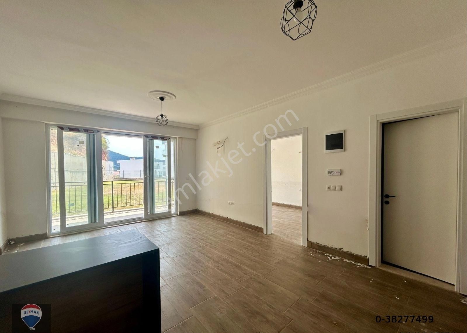 Satılık Kuşadası Eşin Vadi Sitesinde Bahçe Katı 1+1 Daire... - Görsel 5