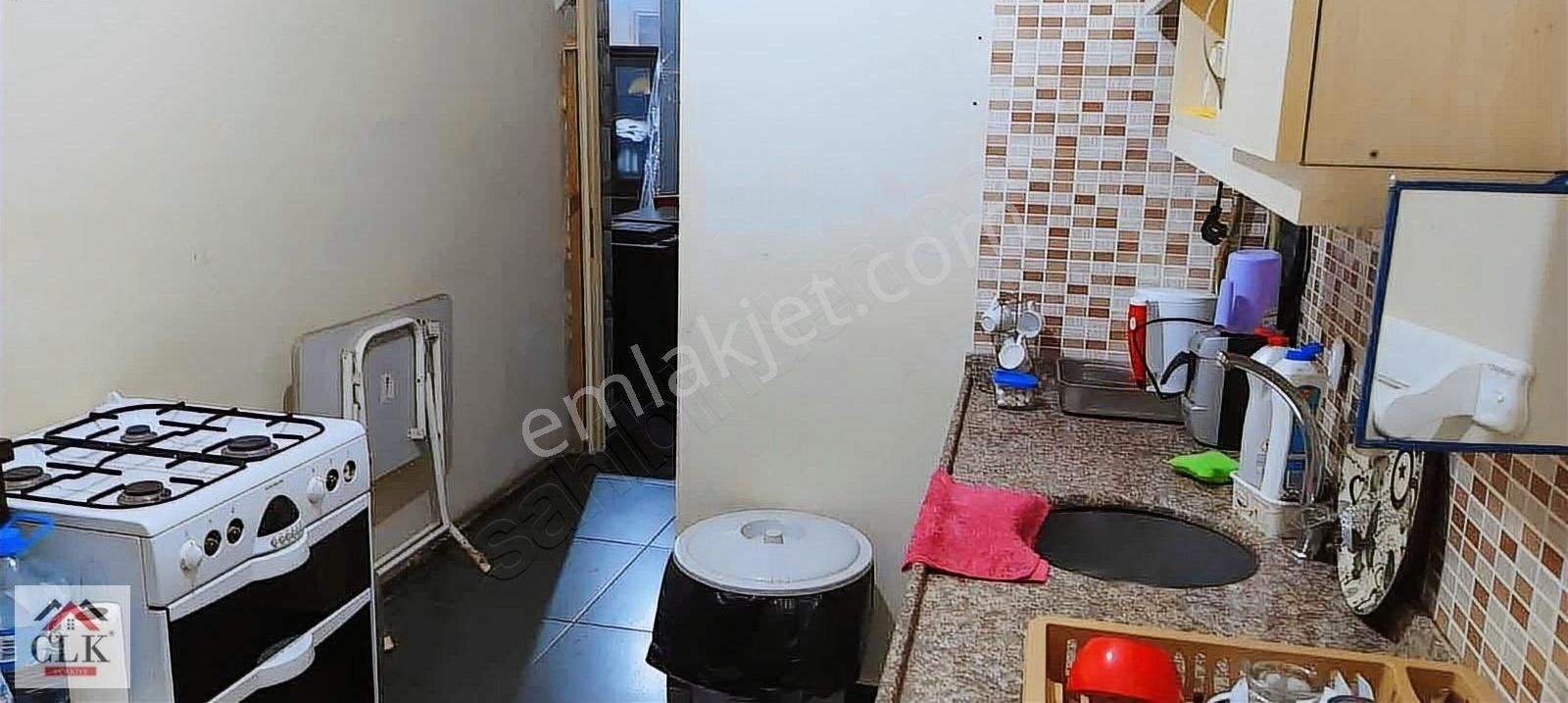 Çekmeköy Mehmet Akif Mahallesin'de 80m2 Düz Ayak Satılık Dükkan - Görsel 9