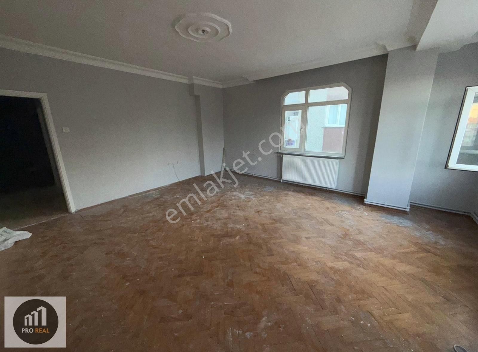 Bezmialem Çapa Metro Tramvay Metrobüs Kiralık 2+1 Geniş Daire