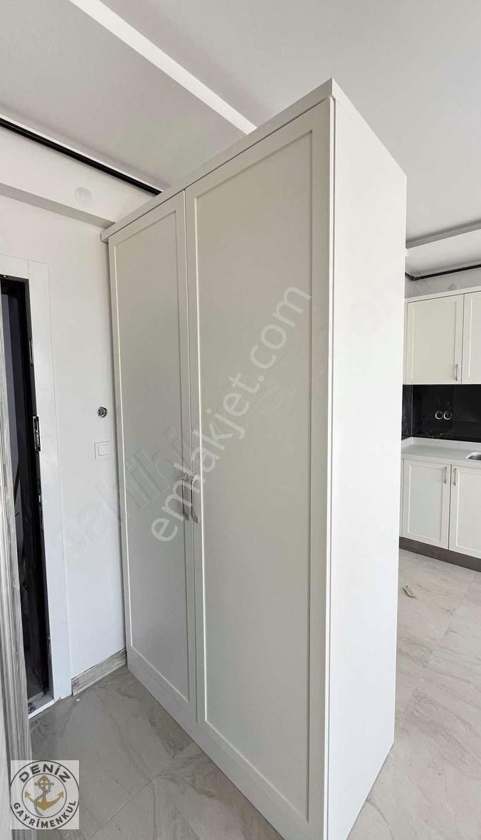 Yatay Mimari Projede Geniş Teraslı 1+1 Daireler - Görsel 2