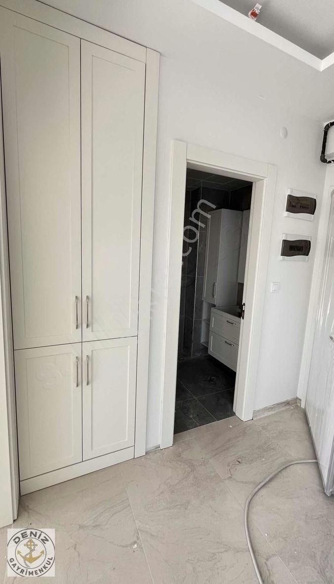 Yatay Mimari Projede Geniş Teraslı 1+1 Daireler - Görsel 6