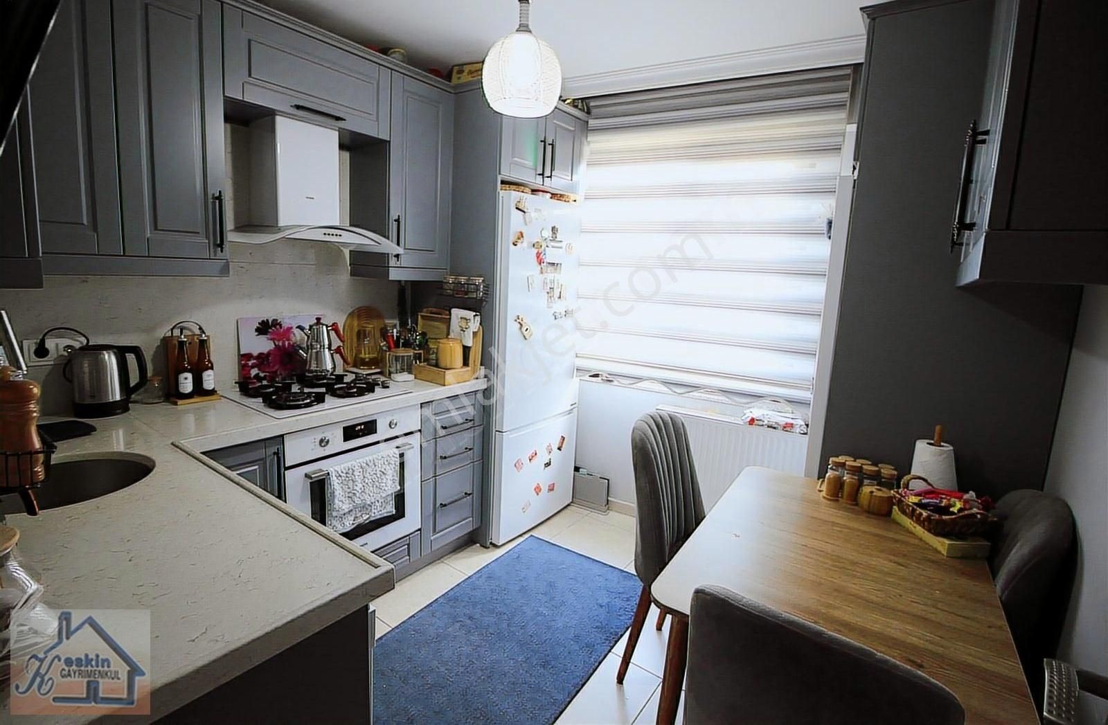 Keskinden 3+1 Teraslı 130 M2 Kullanışlı Dublex Daire - Görsel 9