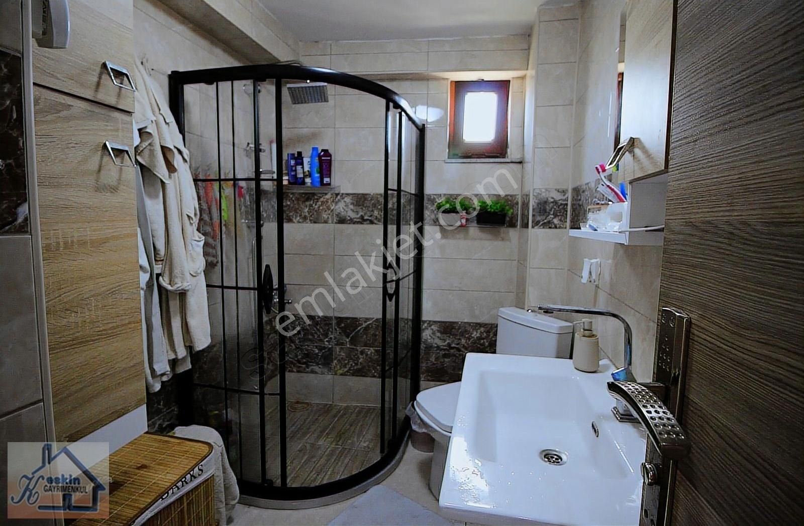 Keskinden 3+1 Teraslı 130 M2 Kullanışlı Dublex Daire - Görsel 22