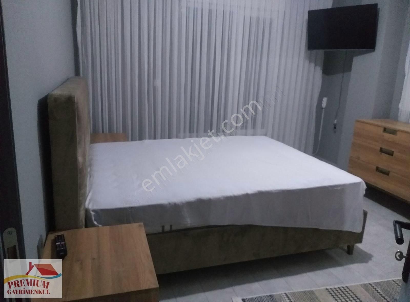 Karasu Yalı Mahallasinde Satılık Fuul Yapılı Kış Bahçeli Triblex - Görsel 15