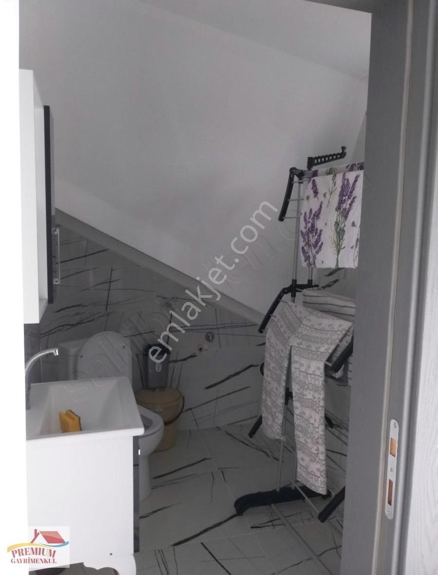 Karasu Yalı Mahallasinde Satılık Fuul Yapılı Kış Bahçeli Triblex - Görsel 5