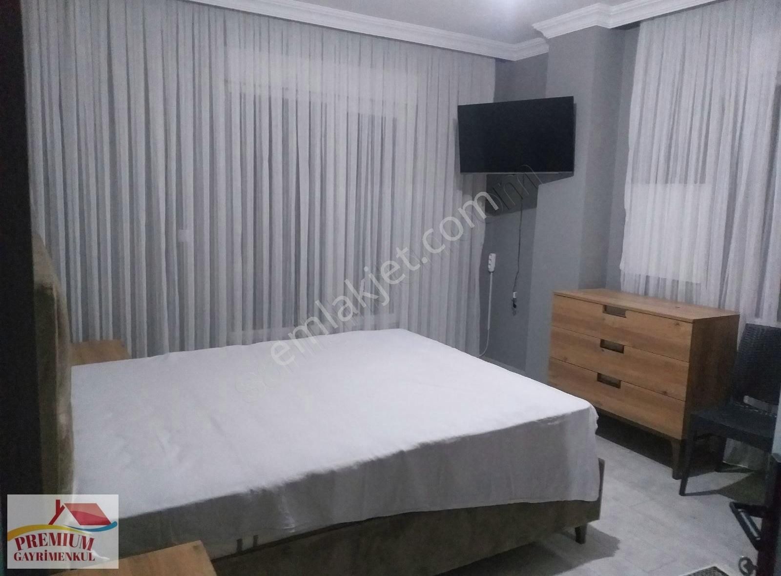 Karasu Yalı Mahallasinde Satılık Fuul Yapılı Kış Bahçeli Triblex - Görsel 4