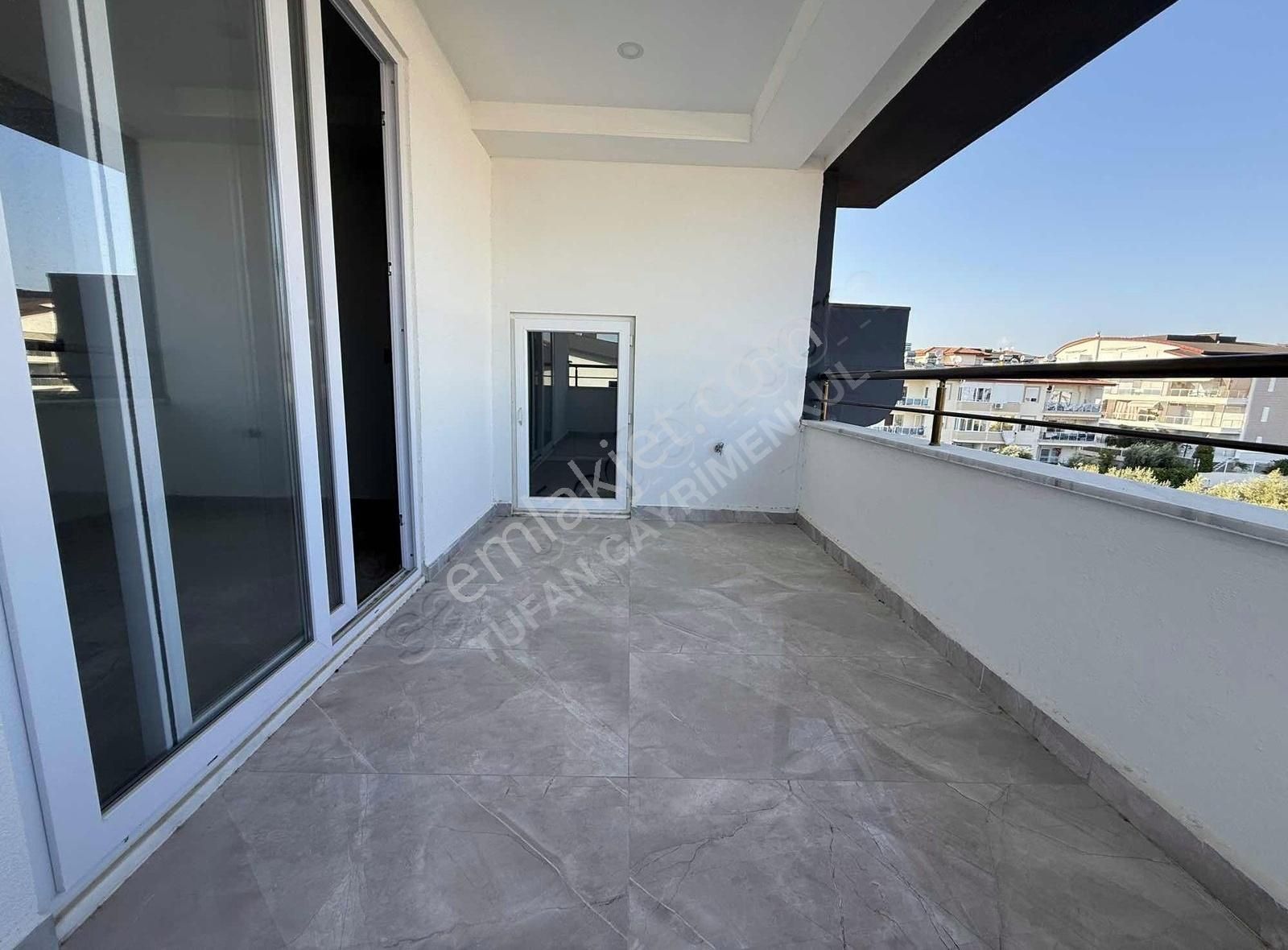 Manavgat Sarılarda Sıfır Ultralüks 4+1 Dubleks Daire - Görsel 13