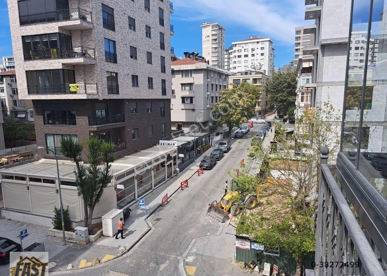 Kadıköy Şaşkınbakkal Sahilde Caddeye 2.bina Balkonlu 3+1 - Görsel 35