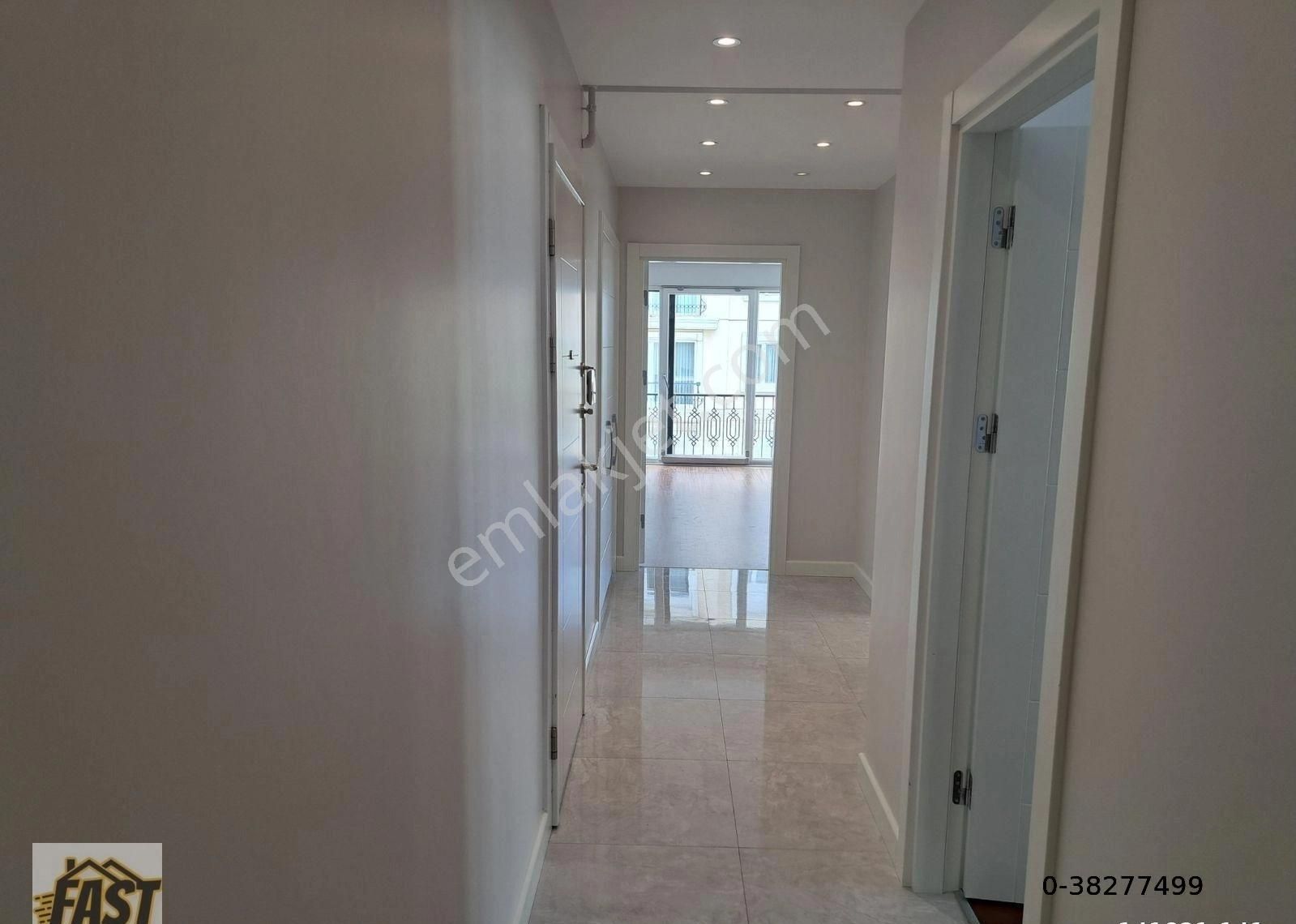 Kadıköy Şaşkınbakkal Sahilde Caddeye 2.bina Balkonlu 3+1 - Görsel 30