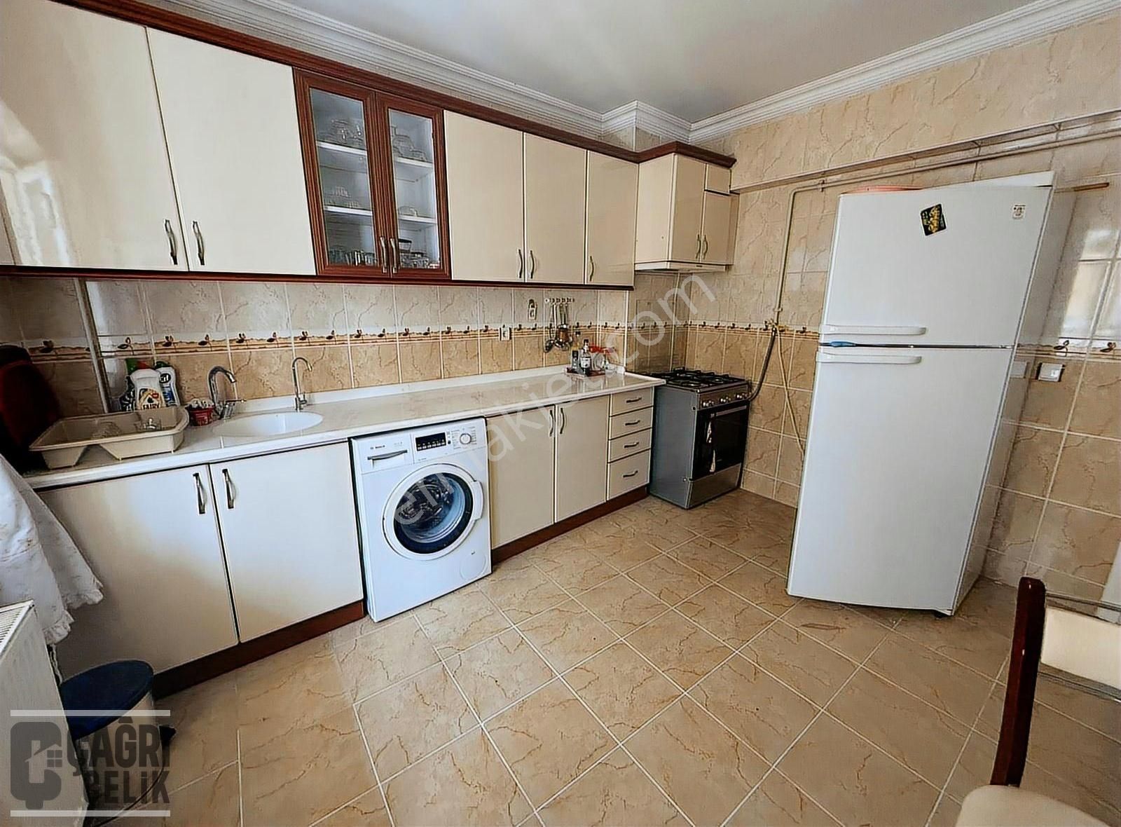 Çağrı Çelik Gyd'dan Mevlana Mah'de 3+1 Eşyalı Satılık Daire
