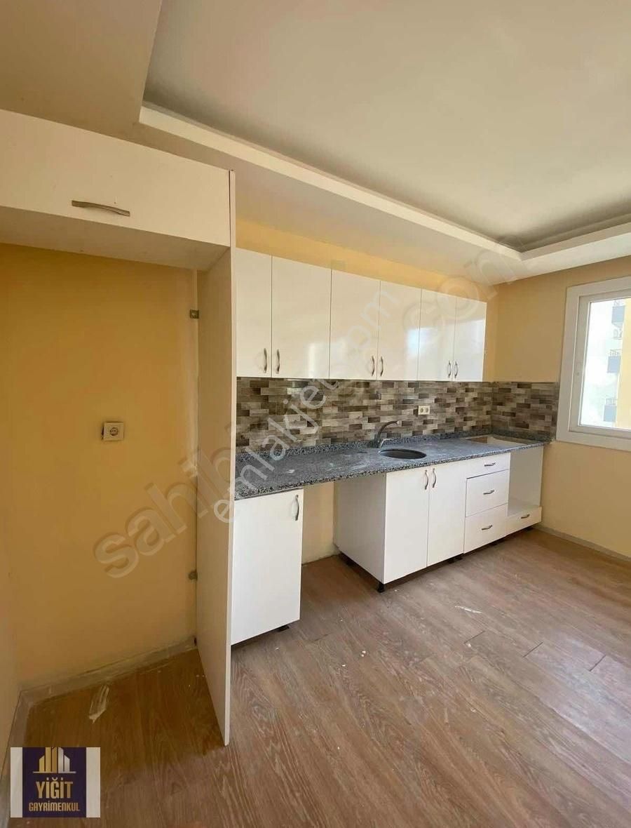 Sarıçam Gültepe'de 3+1 Geniş Oturumlu Kiralık Daire