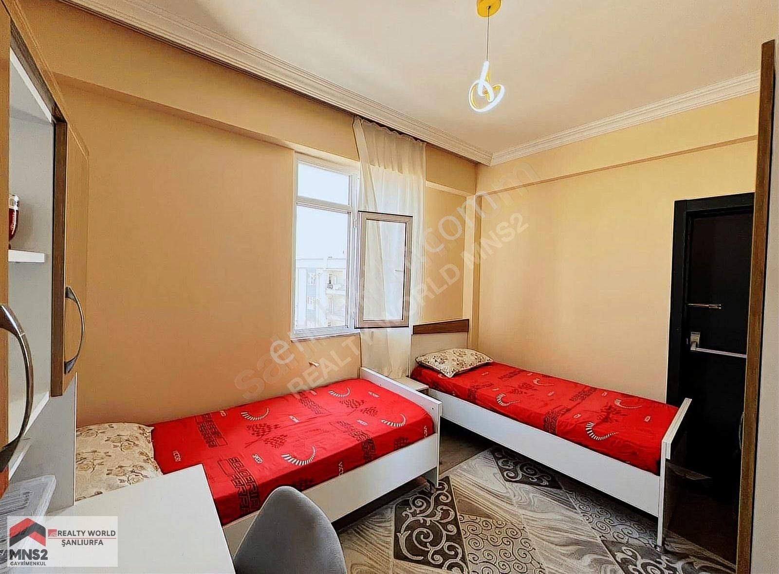 Realty World Şahin Öncelden Uyğun 2+1