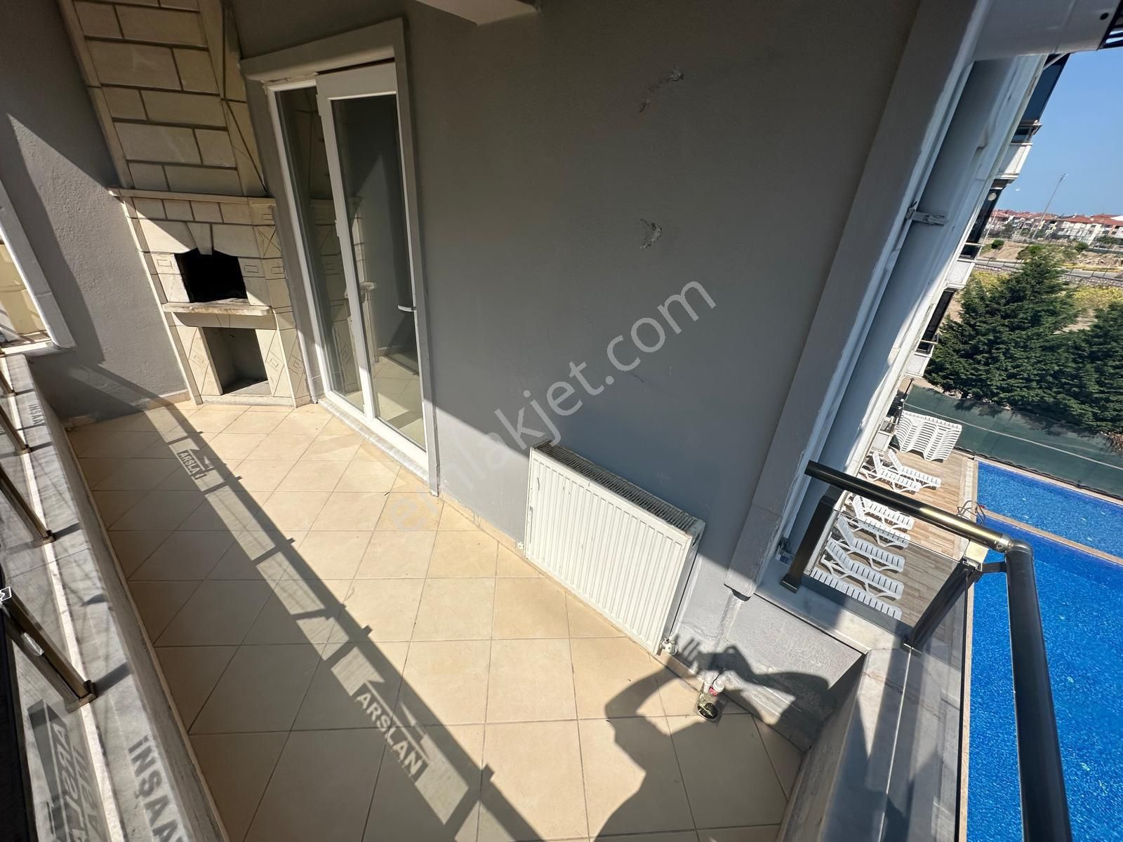 Havuzlu Güvenlikli Sitede Fırsat 2+1 Daire - Görsel 20