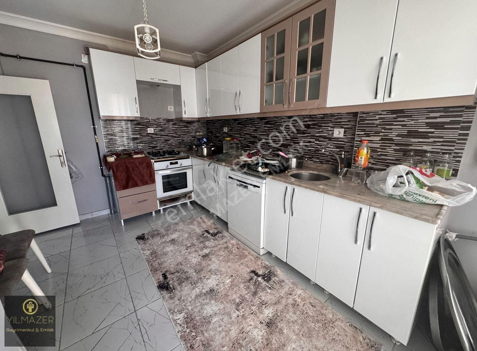 Yılmazer'den Hazır Kiracılı Düz Giriş 3+1 Masrafsız Satlık Daire