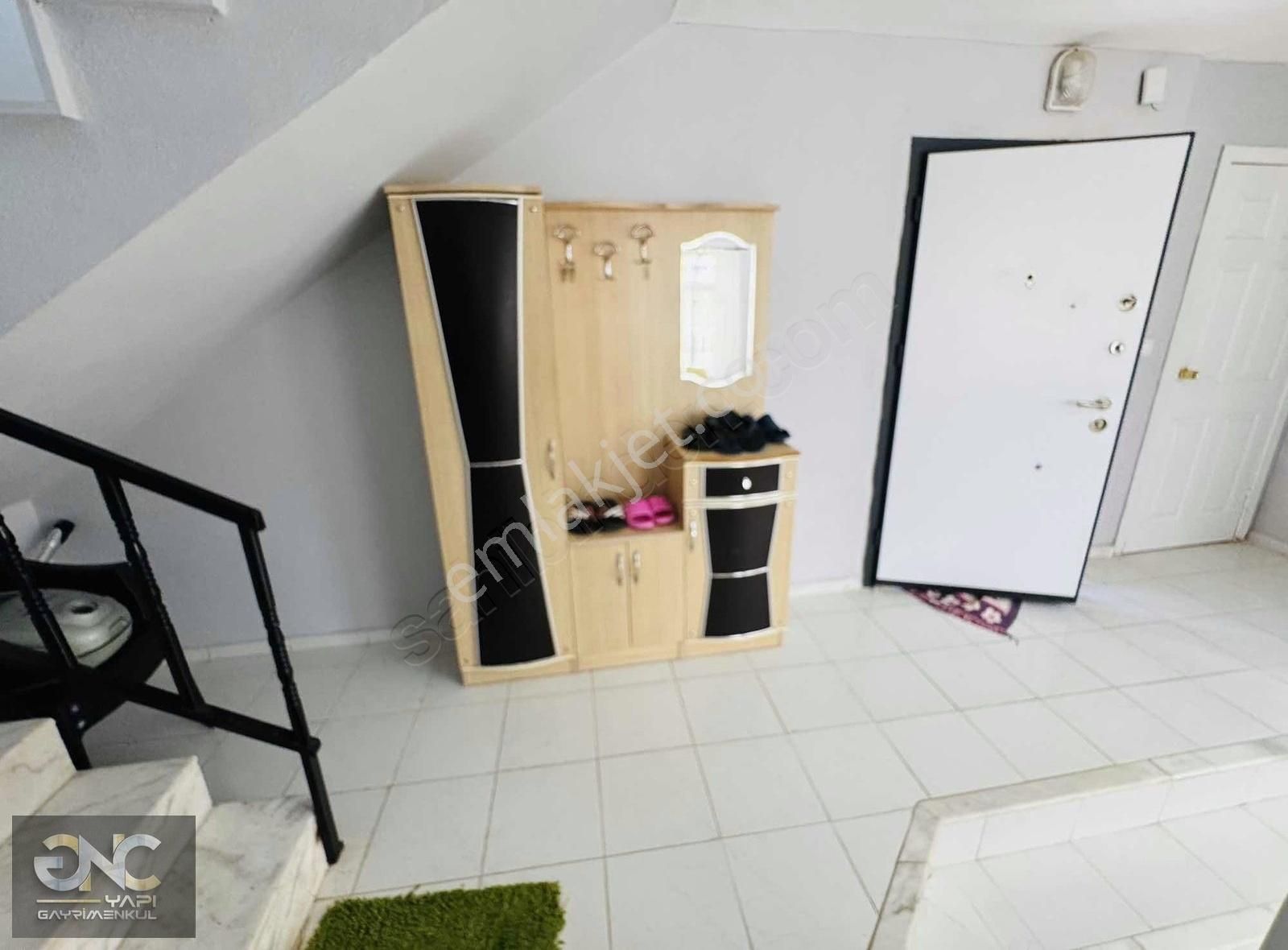 Denize 200 Metre Site İçi Müstakil Ayrı Muftak 3+1 Villa - Görsel 19