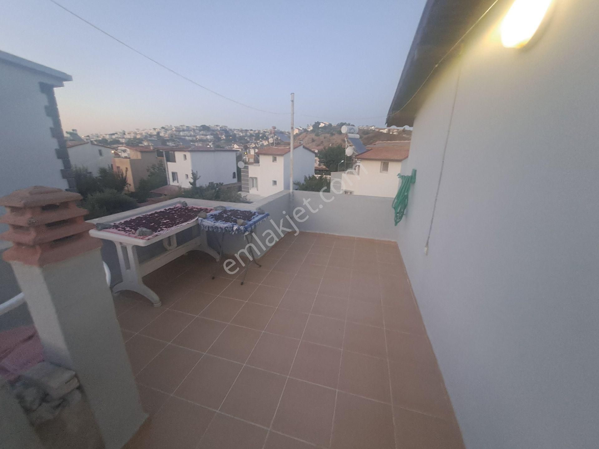 4+1 Satılık Tripleks Akarcada Denize Yürüme Mesafesinde - Görsel 5