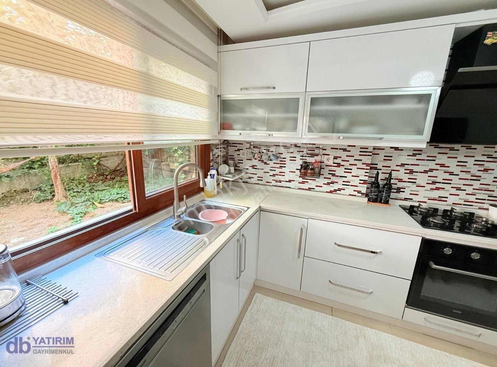 Yeşilyurt'da Tadilatlı 3+1 Satılık Daire - Görsel 6