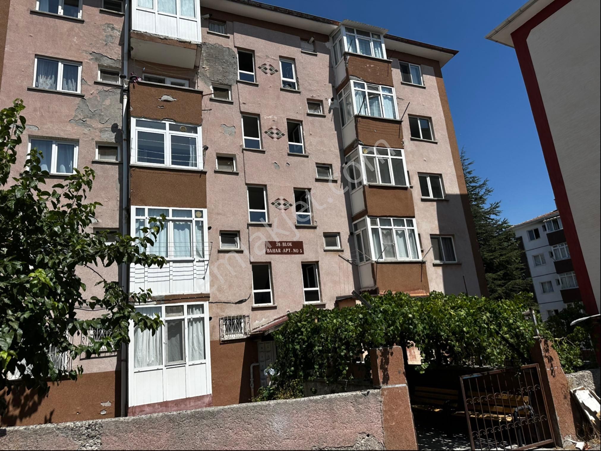 A L C Den Merkezi Konum Metro 10 Dk 2+1 Ara Katta Kiralık Daire