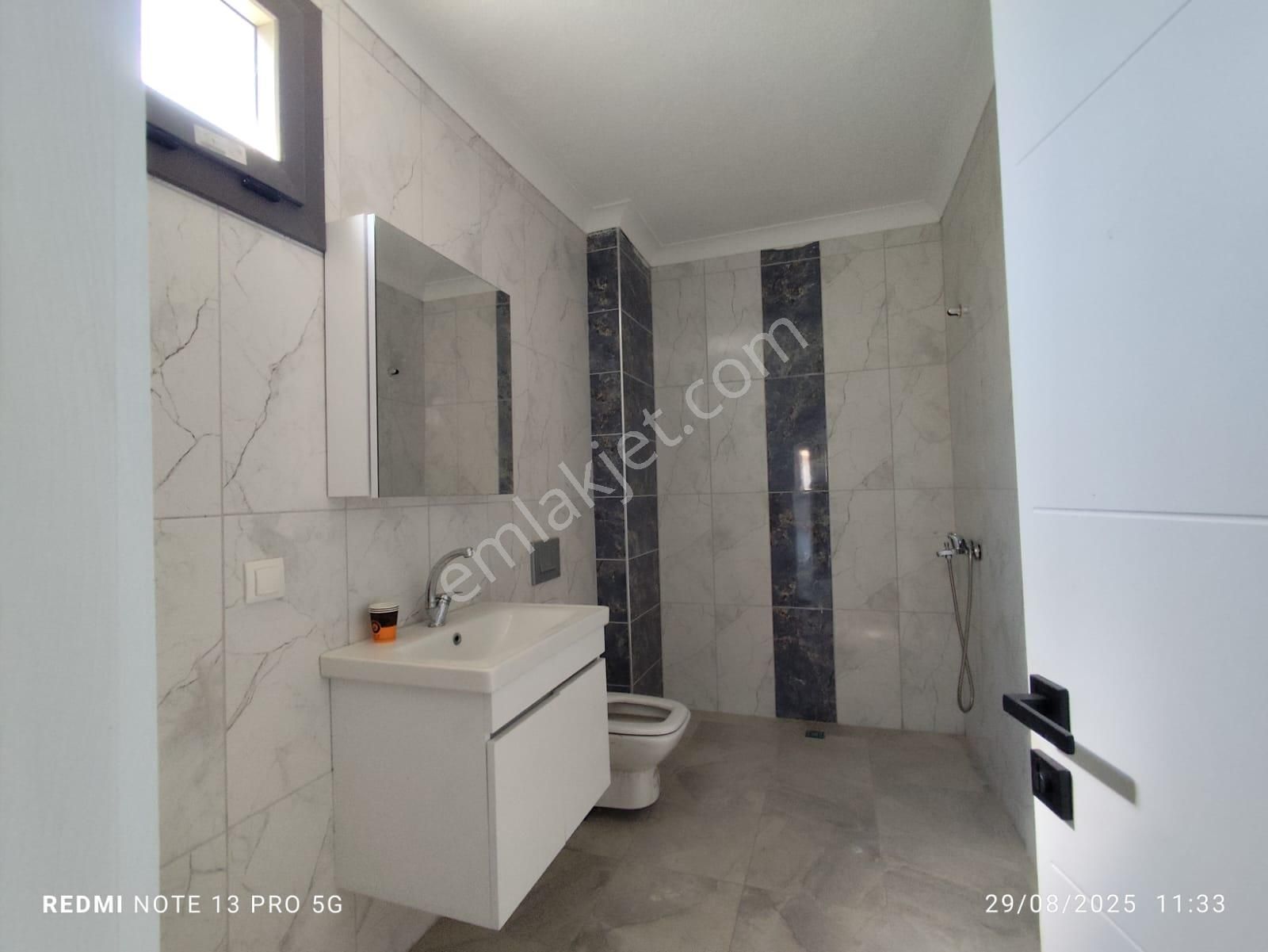 Ayvalık Altınovada 4 Katlı Binanın,bahçe Katı 2+1 Sıfır Daire - Görsel 18