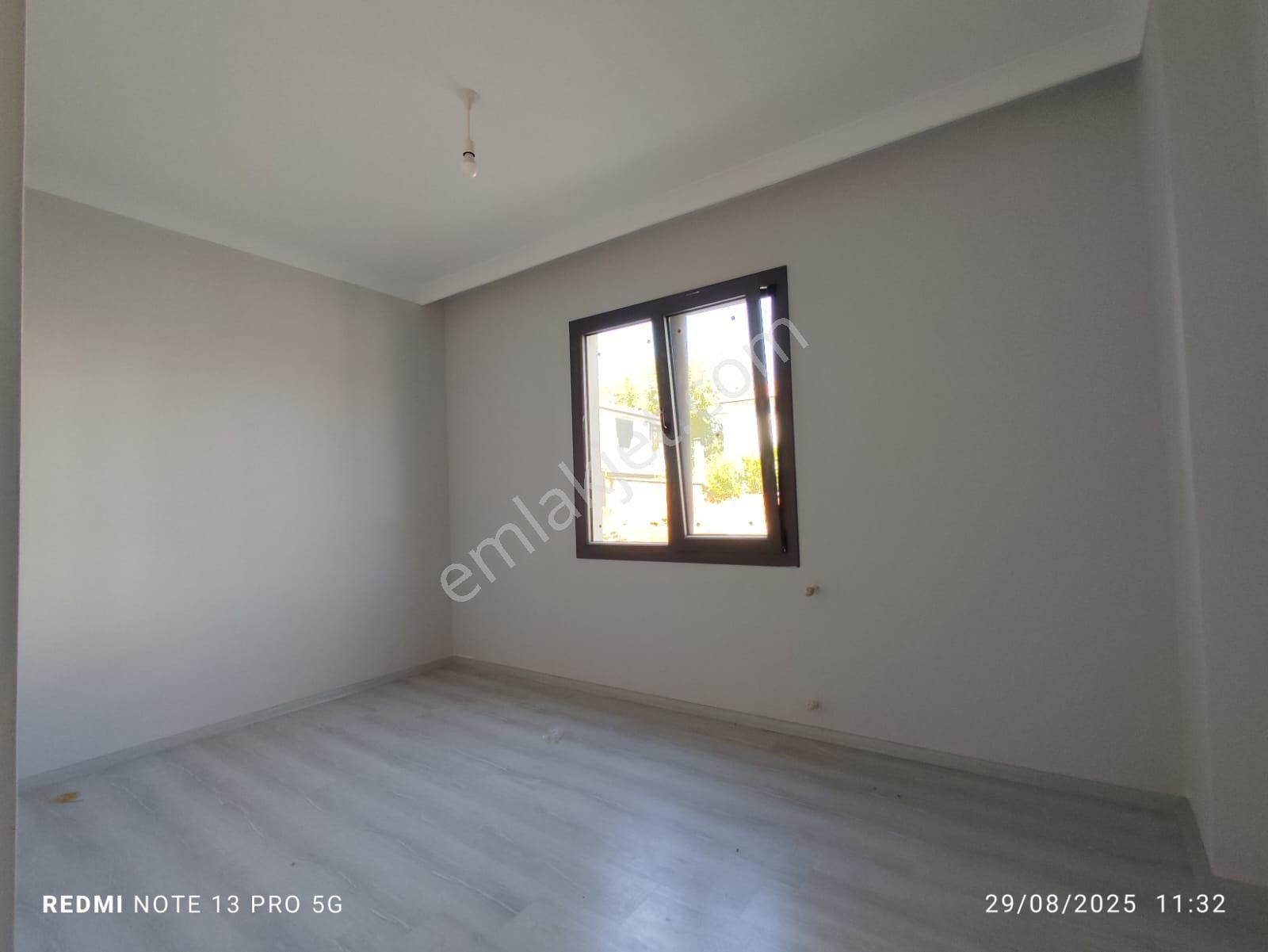 Ayvalık Altınovada 4 Katlı Binanın,bahçe Katı 2+1 Sıfır Daire - Görsel 17