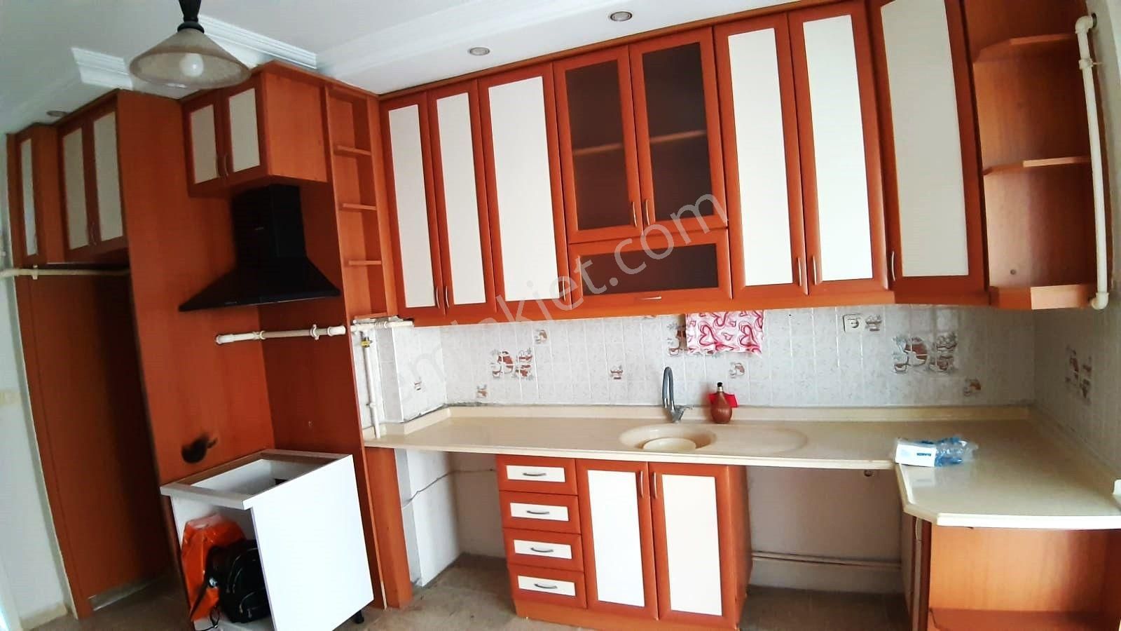 Bağbaşında Aileye Kiralık Antalya Yoluna Yakın 3+1 Kiralık Daire