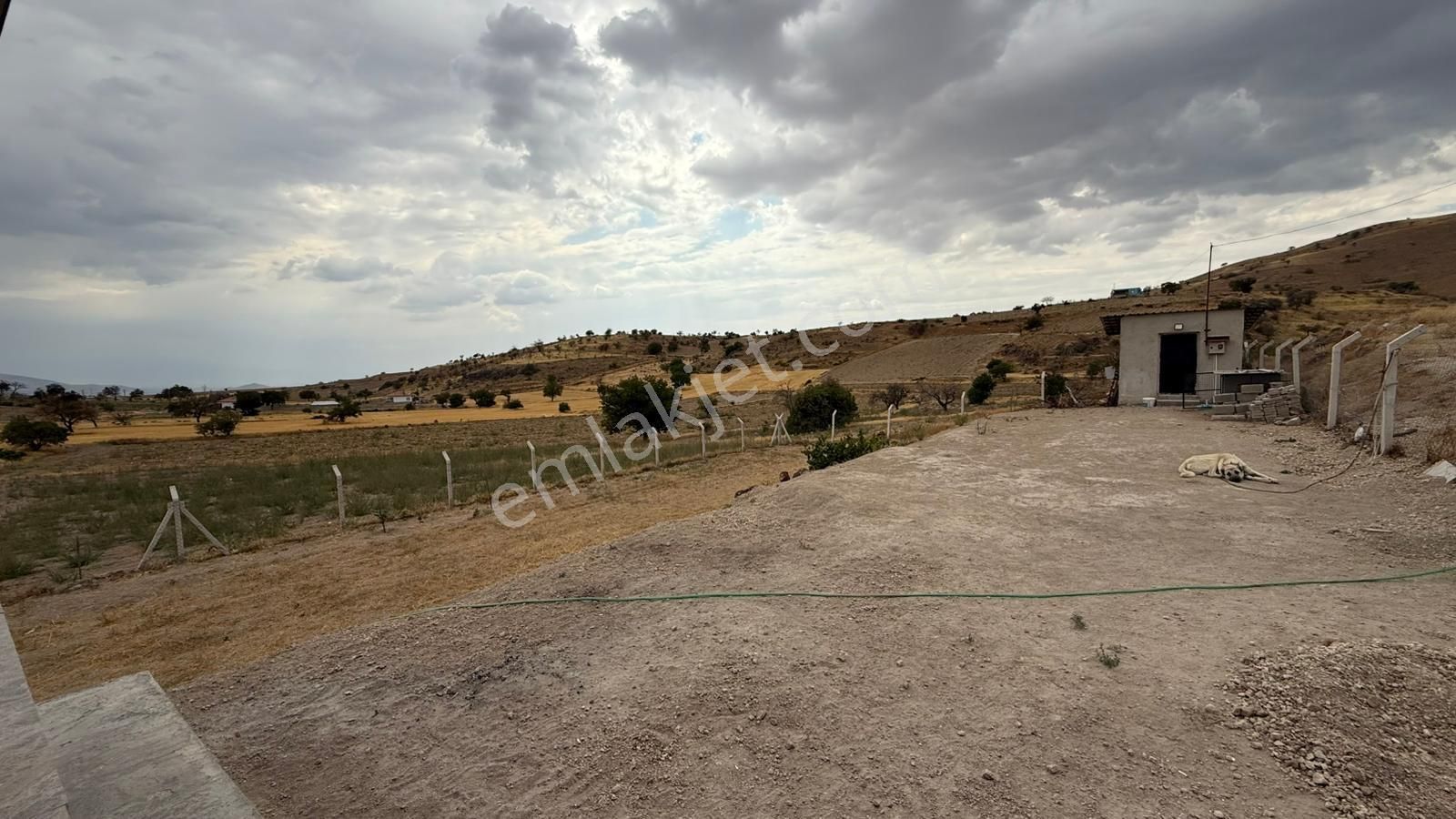 Öz Gaye Emlaktan Develi Çomaklı Yapraklıburun Mevkiinde Satılık Bağ Evi - Görsel 5