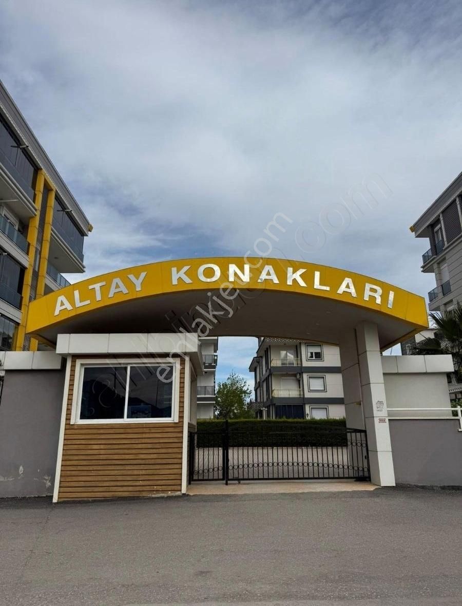 Bahçeyaka Mahallesinde Site İçerisinde 3+1